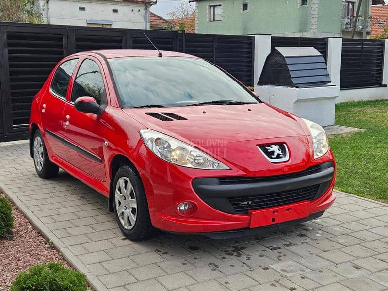 Peugeot 206 plus 1.1