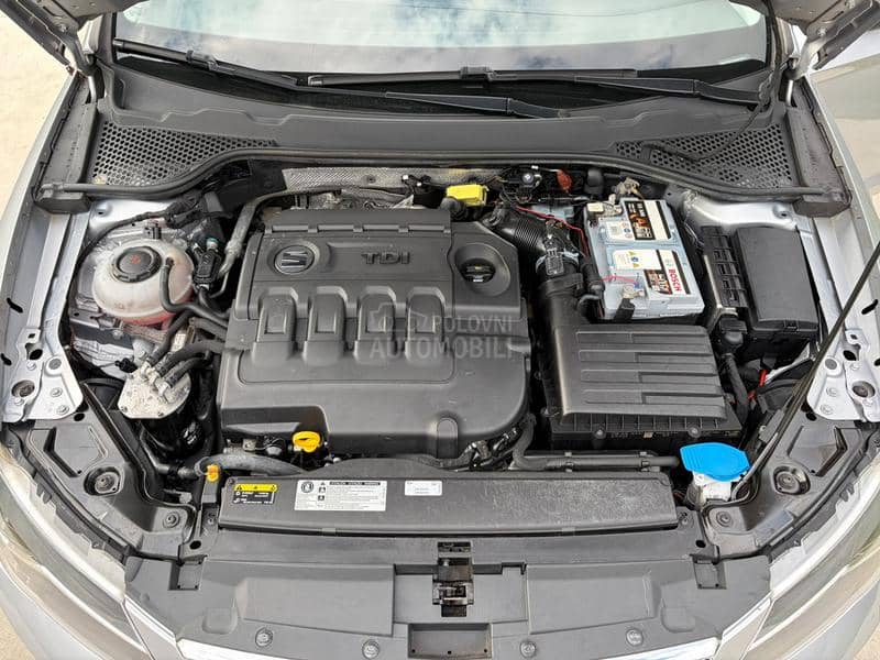 Seat Leon 1.6 TDI /LED MATRIX/