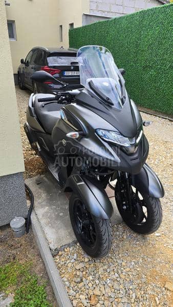 Yamaha TRICITY 300 AKRAPOVIĆ