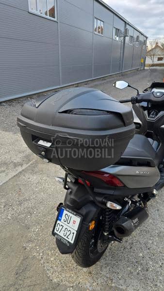 Yamaha TRICITY 300 AKRAPOVIĆ