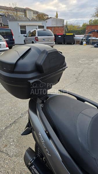 Yamaha TRICITY 300 AKRAPOVIĆ