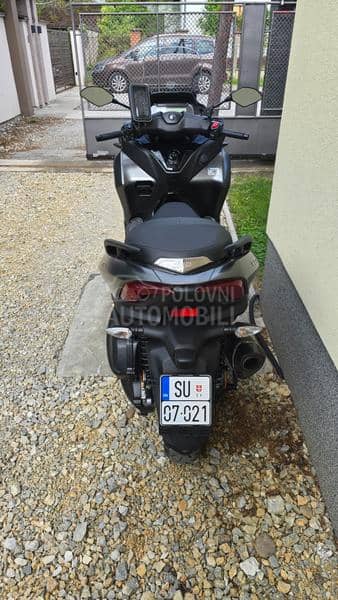 Yamaha TRICITY 300 AKRAPOVIĆ