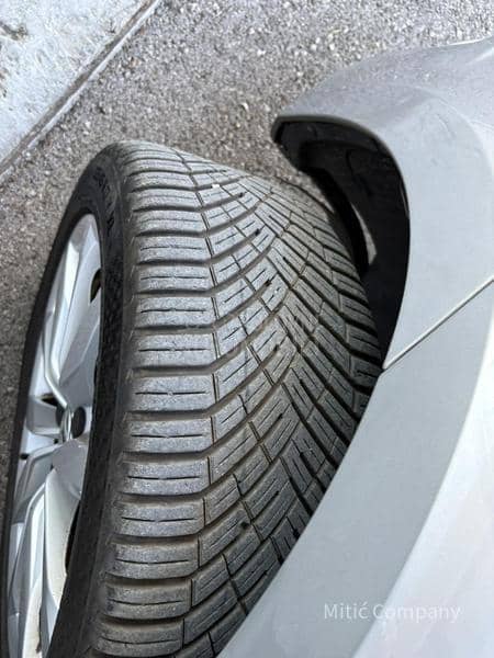 Volkswagen Golf 7 1.4tsi bluemotion