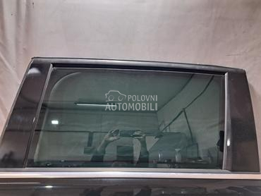 STAKLO za Peugeot 5008