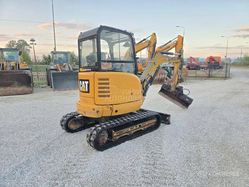 CAT 302.7DCR