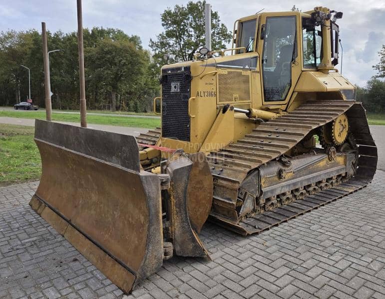 CAT D6N