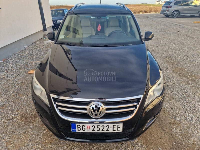 Volkswagen Tiguan NAV/PANO/4x4/FUL