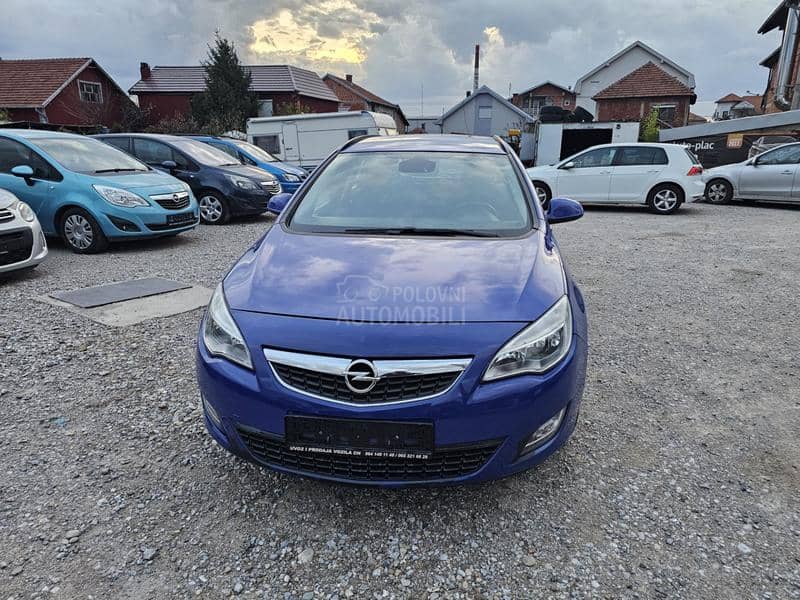 Opel Astra J 1.7