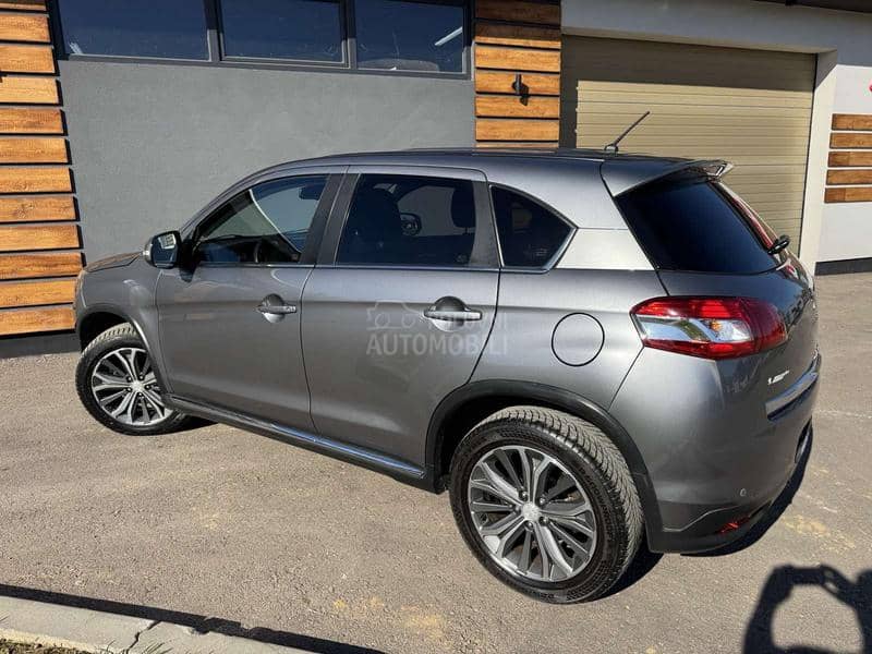 Peugeot 4008 1.8HDI Allure