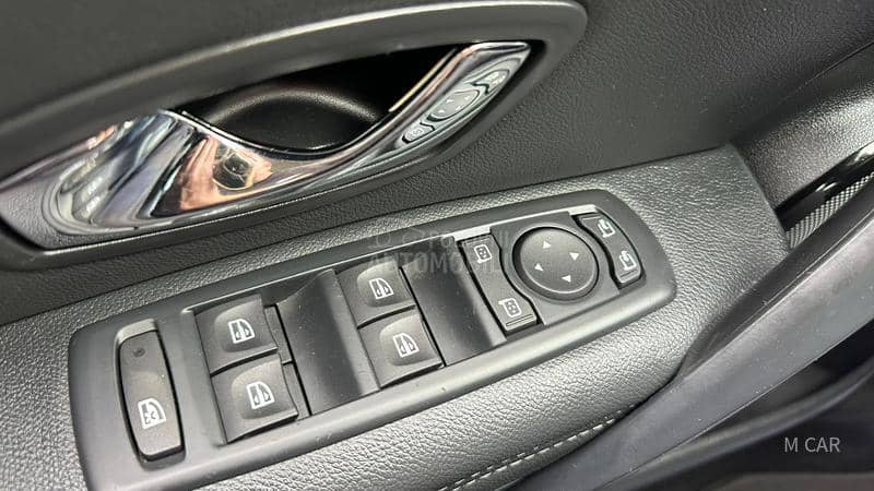 Renault Megane BOSE edition