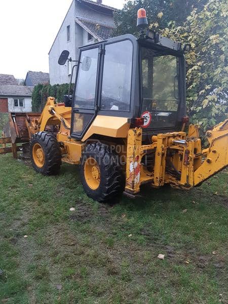 JCB 2CX  4x4x4