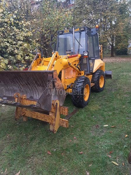 JCB 2CX  4x4x4