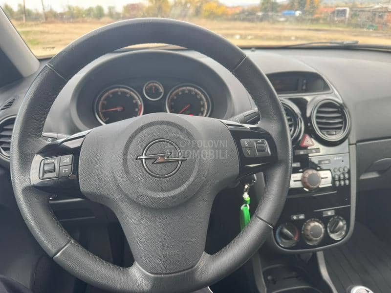 Opel Corsa D 