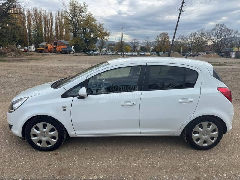 Opel Corsa D 