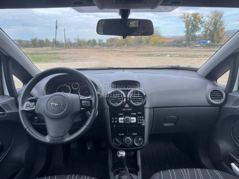 Opel Corsa D 