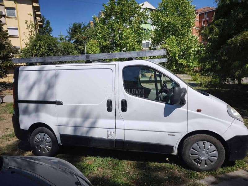 Opel Vivaro 2.0