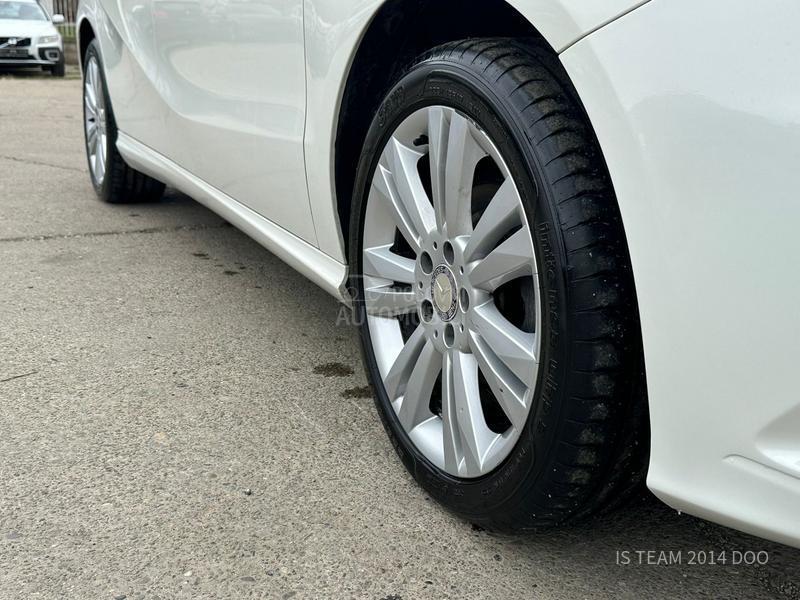 Mercedes Benz B 180 CDI EXECUTIVE N O V