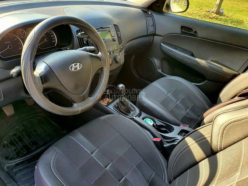 Hyundai i30 1.4 DOHC