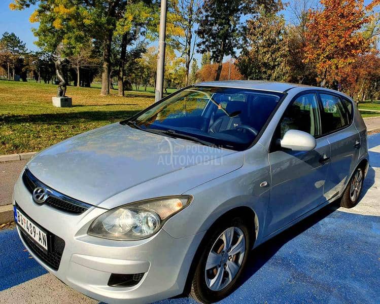 Hyundai i30 1.4 DOHC