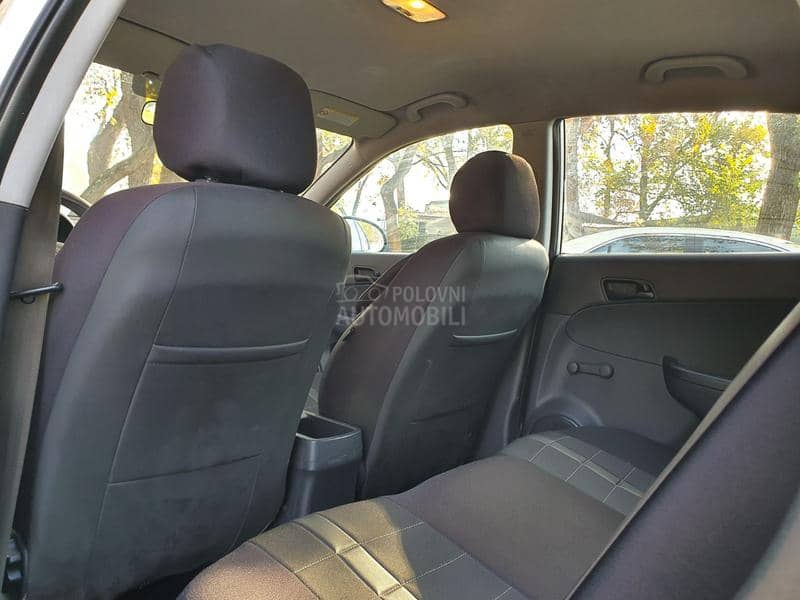 Hyundai i30 1.4 DOHC