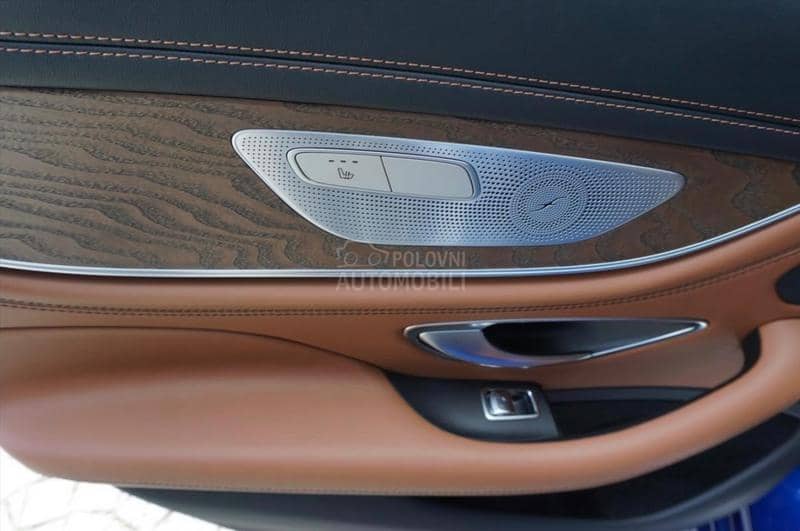 Mercedes Benz GT 43 AMG V8 Exterior Styling