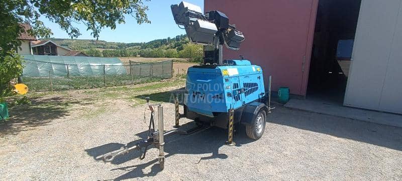 Agregat sa reflektorima