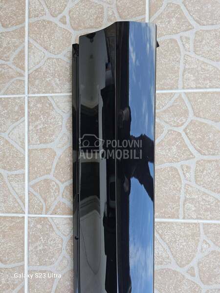 LAJSNA LEVIH VRATA R LINE