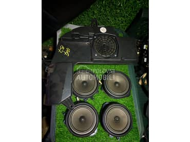 ozvučenje, zvučnici, vufer za Audi A4