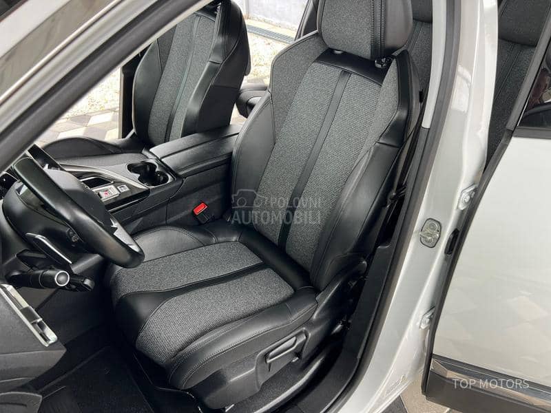 Peugeot 5008 2.0 ALLURE P.A.N.O