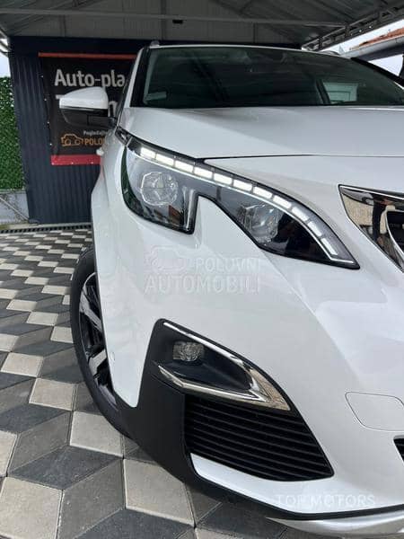 Peugeot 5008 2.0 ALLURE P.A.N.O