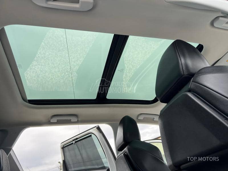 Peugeot 5008 2.0 ALLURE P.A.N.O