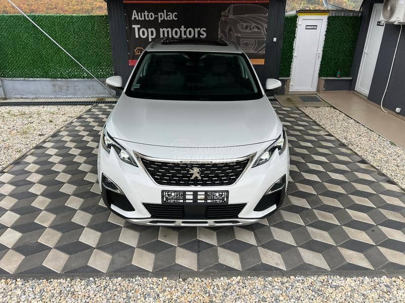 Peugeot 5008 2.0 ALLURE P.A.N.O