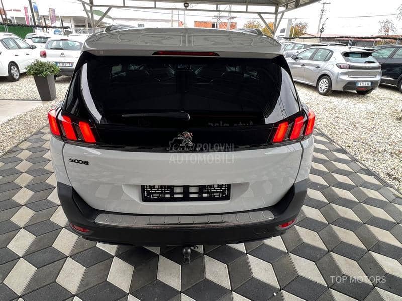 Peugeot 5008 2.0 ALLURE P.A.N.O