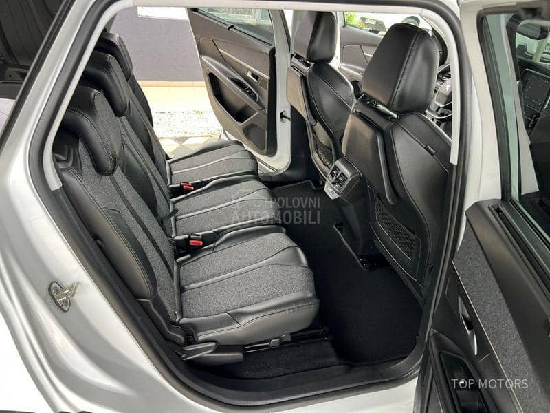 Peugeot 5008 2.0 ALLURE P.A.N.O