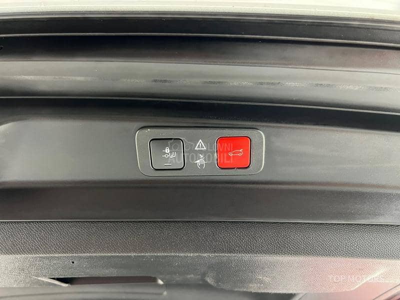 Peugeot 5008 2.0 ALLURE P.A.N.O