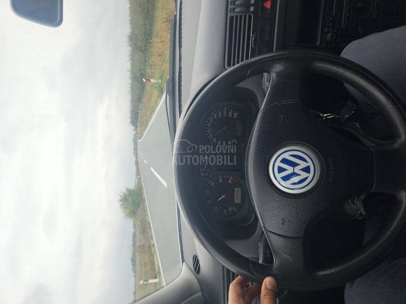 Volkswagen Bora 2.0 8v