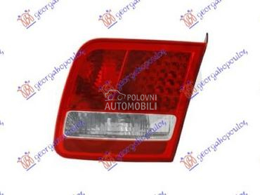 STOP LAMPA UNUTRASNJA -07 Levo za Audi A8 od 2002. do 2009. god.