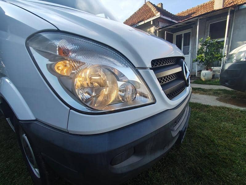 Mercedes Benz Sprinter 2.1