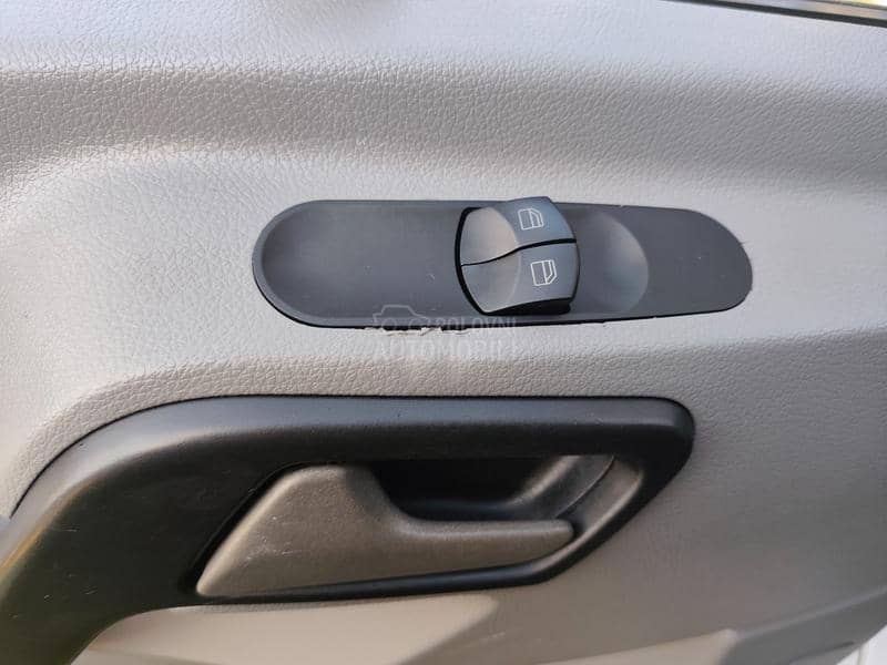 Mercedes Benz Sprinter 2.1