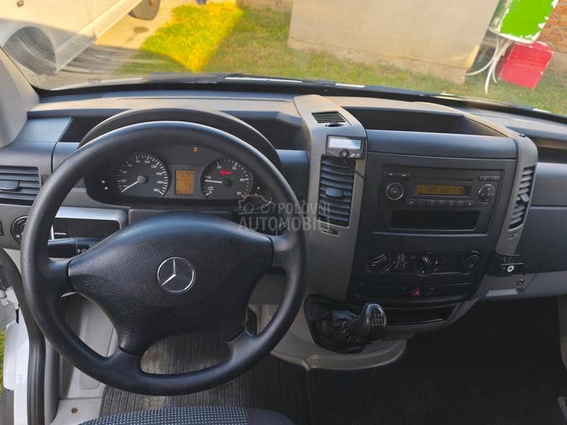 Mercedes Benz Sprinter 2.1