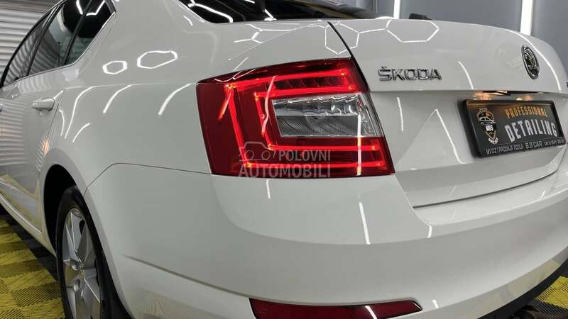 Škoda Octavia P R E M I U M