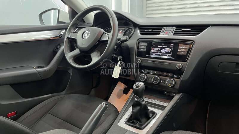 Škoda Octavia P R E M I U M