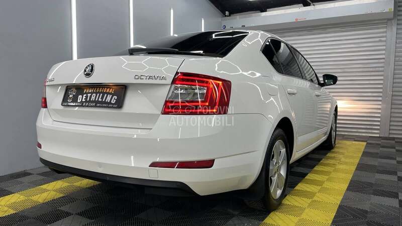 Škoda Octavia P R E M I U M