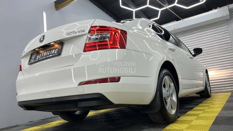 Škoda Octavia P R E M I U M