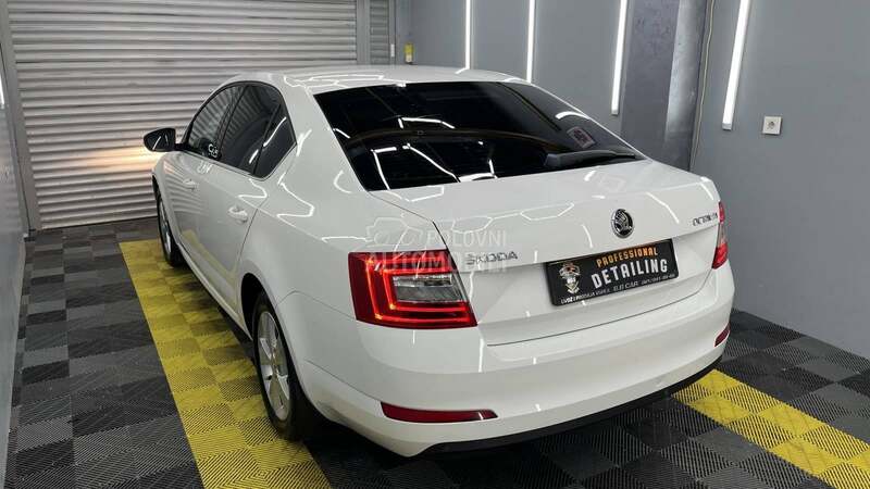 Škoda Octavia P R E M I U M