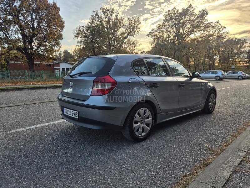 BMW 118 