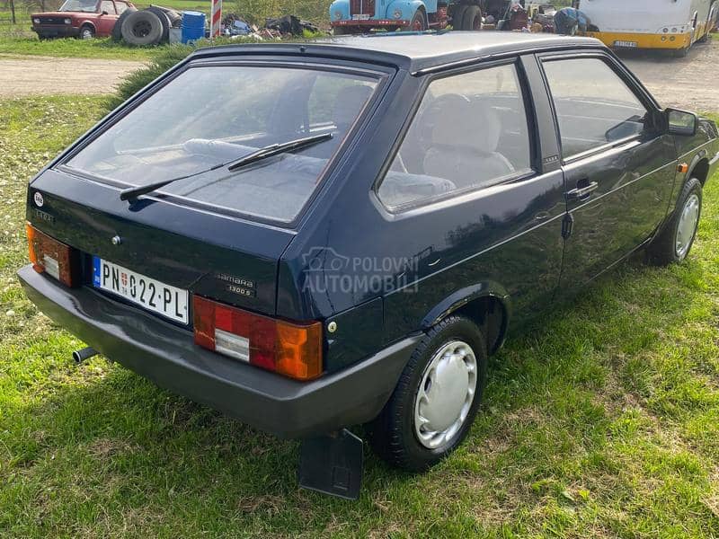 Lada Samara 
