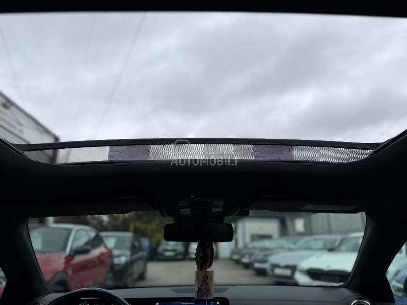 Mercedes Benz CLA 200 D/AMG/MultiBeam/Pano