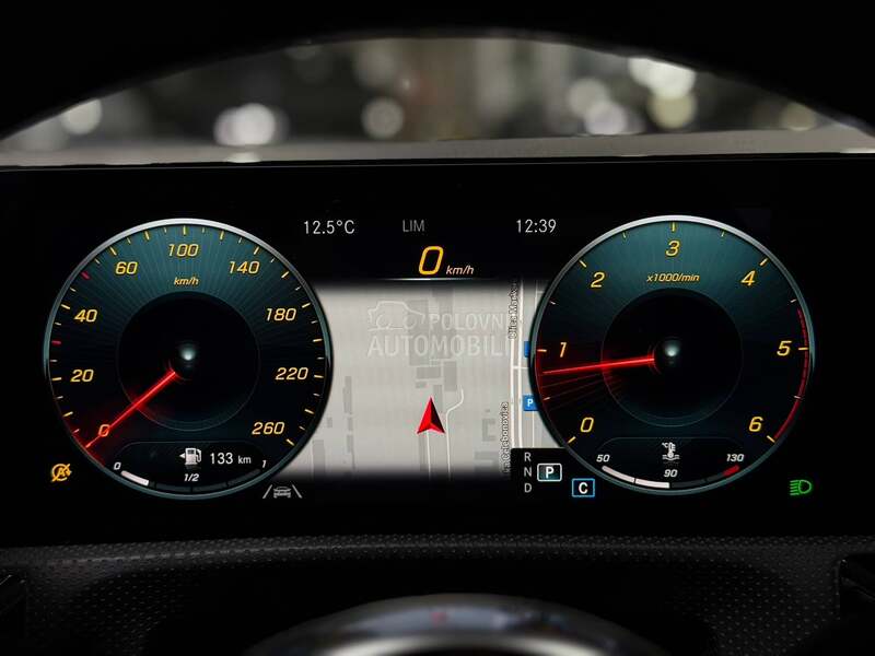 Mercedes Benz CLA 200 D/AMG/MultiBeam/Pano