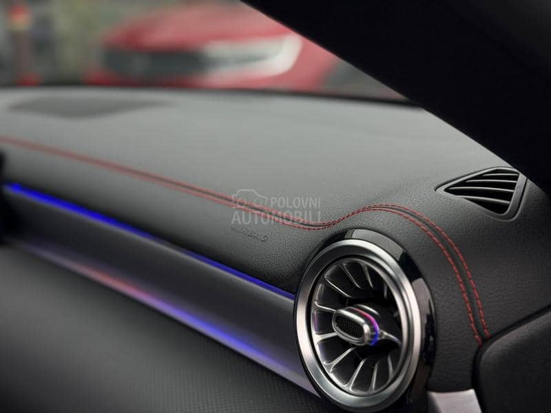 Mercedes Benz CLA 200 D/AMG/MultiBeam/Pano